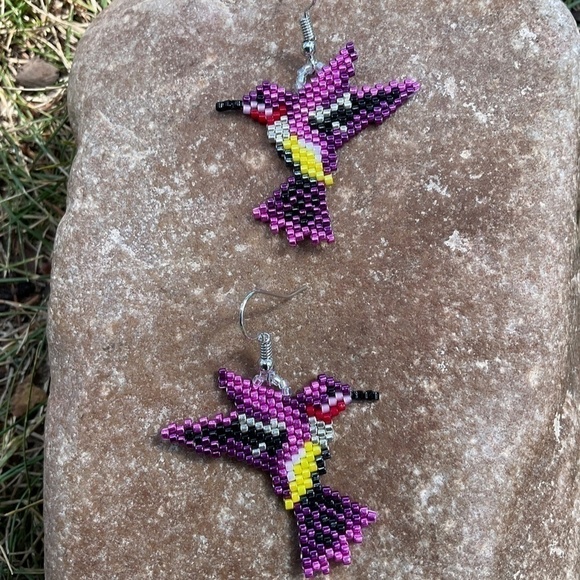 Pink Hummingbird Beaded Earrings, New, Handmade by Me - Picture 5 of 8